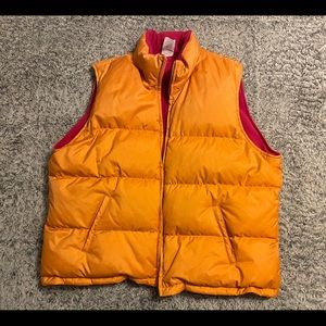 reversible puffer vest
